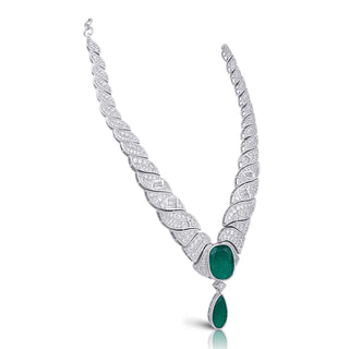 Naia Necklace Set
