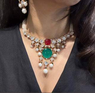 Eira - Red Doublet Necklace Set