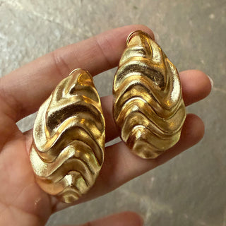 Veyra Earrings