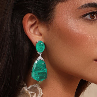 Ava Dangle Earrings