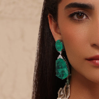 Ava Dangle Earrings
