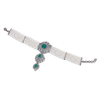 Ifza - Green Doublet & Pearl Choker