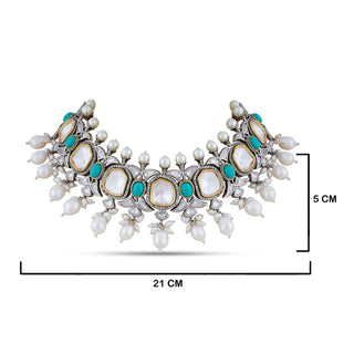 Blue Stone and Polki Choker with measurements in mc. 5cm by 21cm.