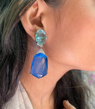 Ava Dangle Earrings