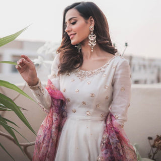 Iqra Aziz in  Alisha Earrings