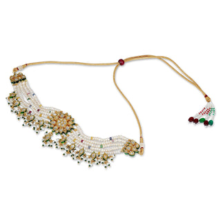 White Bead Kundan Flower Centred Choker. Full View.