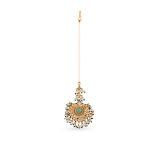 This gorgeous gold plated silver mix base maang tikka with flourite center stone and real pearls is pure elegance. 