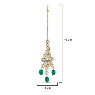 Festive outfit deserves outstanding accessories just like our kundan studden choker set with pearl and green drops. Maang Tikka measurements in cm. 18 by 3cm.